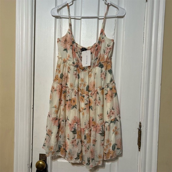 Trixxi Women's Floral Tiered Mini Dress Multicolor Size‎ M Summer Boho Chic NWT - Picture 1 of 9